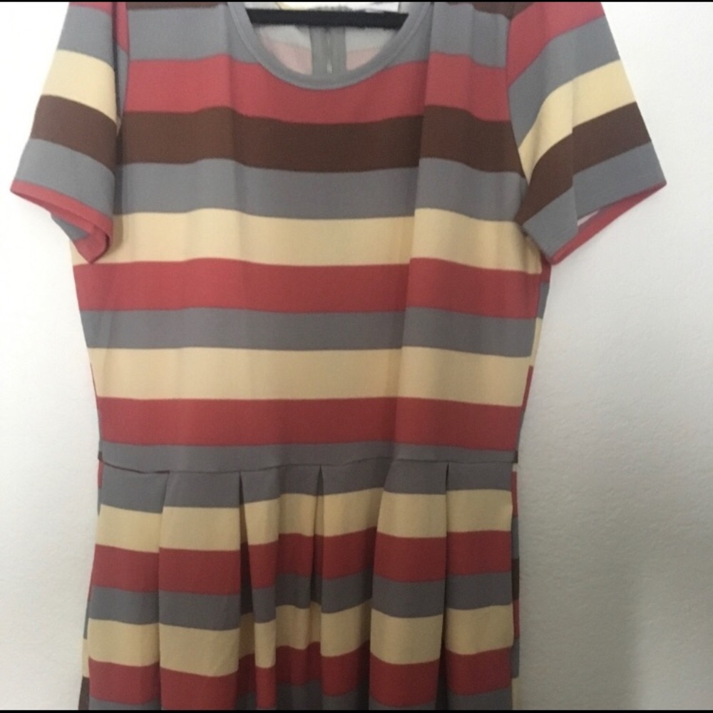 Lularoe Amelia Dress!